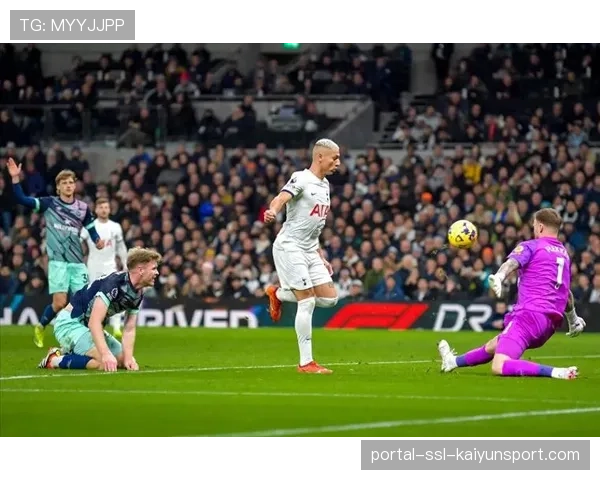 布伦特福德前锋托尼复出后,球队前场压迫强度明显提升