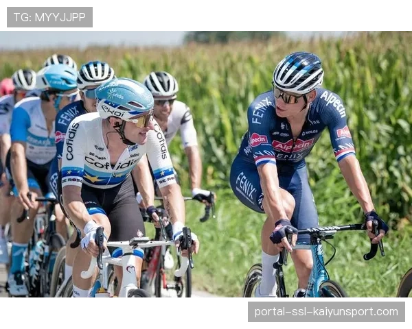 战术复盘:米兰-圣雷莫冲刺火车对决,欧倍青车队执行更胜一筹